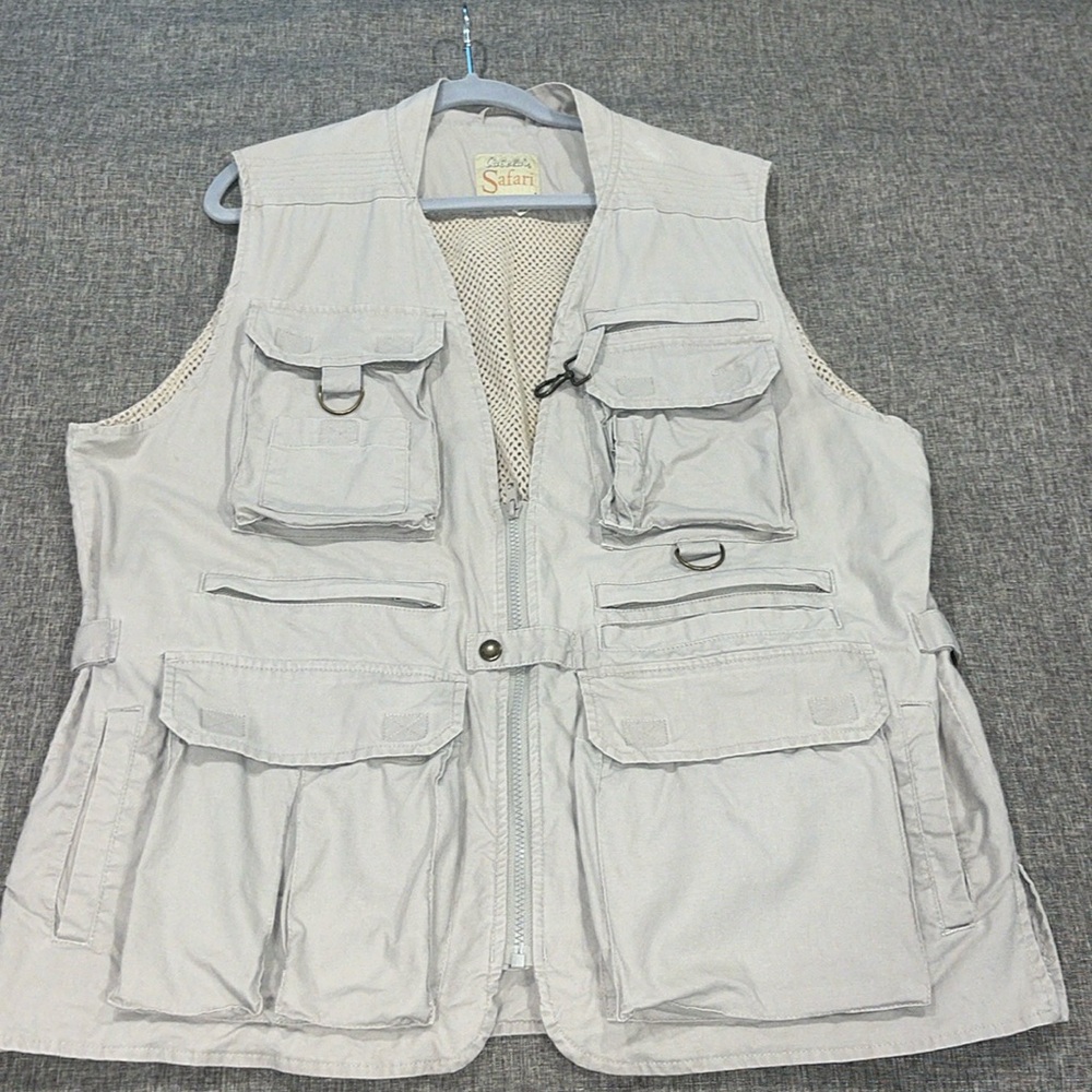 Cabela’s Safari series utility vest L/Reg